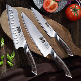 HOSHANHO gift box packaging makes a refined gift for cooks.
