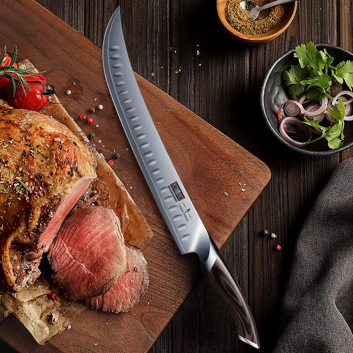 HOSHANHO professional kitchen knife suitable for chefs and home cooks.