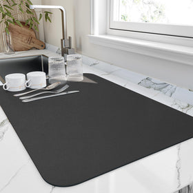 HotLive dish drying mat close-up showing high absorbency and soft texture for quick drying.