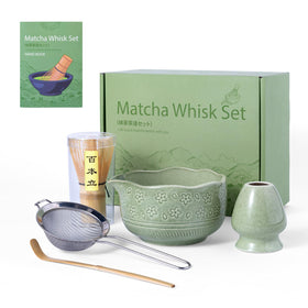 HOTTOR matcha bowl with spout for drip-free pouring and ceremonial flair.