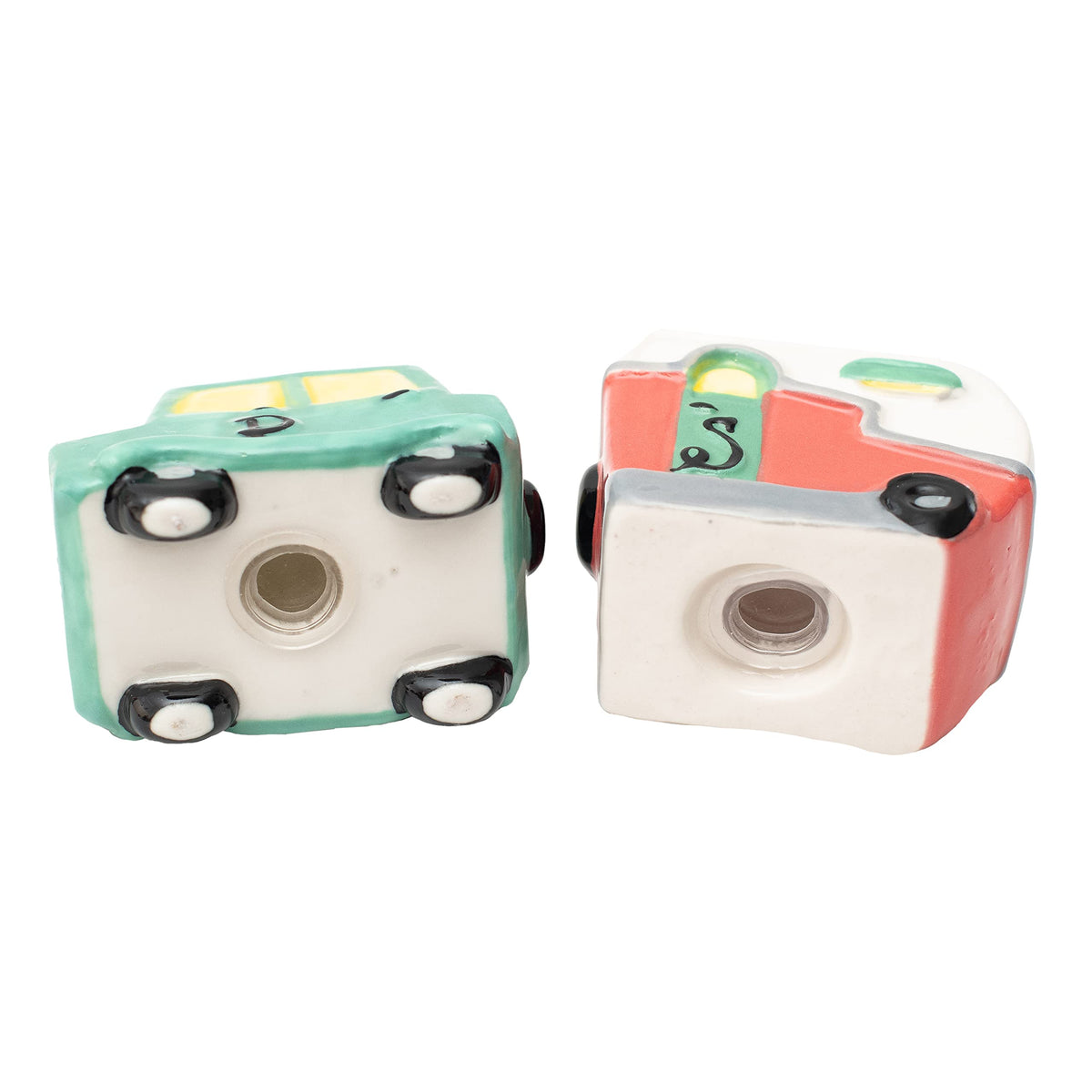Houseify retro spice set complements outdoor cooking during road trips.