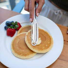 Houseify READY BUTTER PRO knife measures six inches for balanced handling.