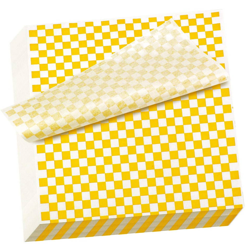 Hslife checkered dry waxed deli paper showing neat wrapping and presentation.