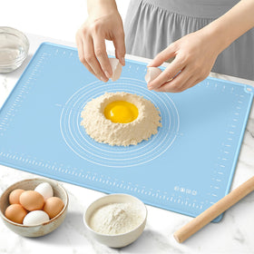 HslyT mat with raised edge heightening for tidy rolling