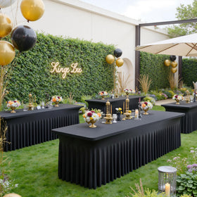 Htper easy-slide tablecloth drapes for a polished top and hidden legs.
