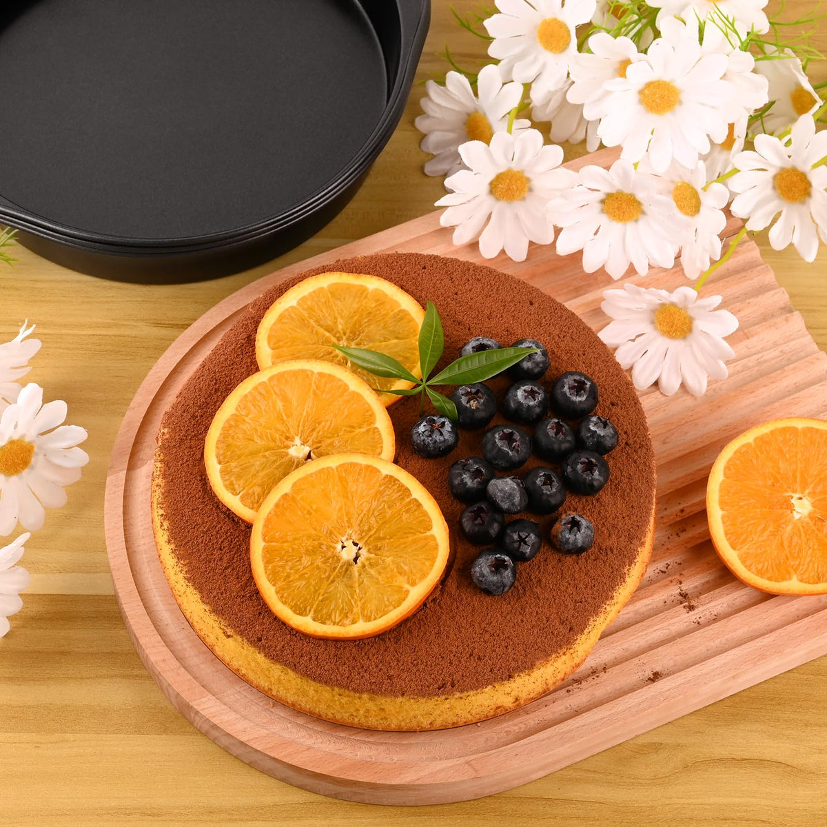 HUAKENER dishwasher-safe bakeware for quick cleanup after baking sessions.