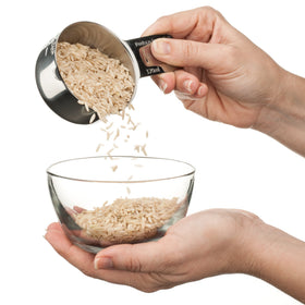 Hudson Essentials 6-piece set offers versatile sizes for recipes and baking.