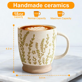 Hujgeis ceramic mug featuring an ergonomic handle for comfortable grip.