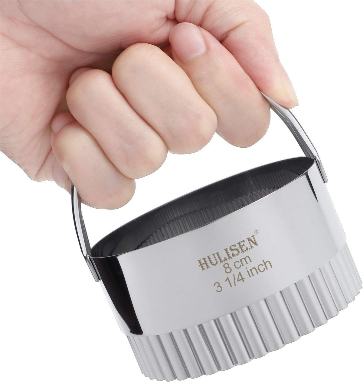 HULISEN round-handle cutters ensure uniform dough shapes for celebration baking.