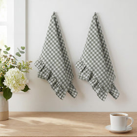 HunnmingRe kitchen towels with hanging loop simplify storage and drying after use.