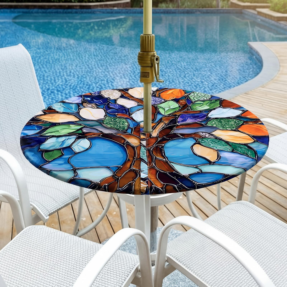 HunnmingRe multi purpose tablecloth suits patios, camping and gatherings.