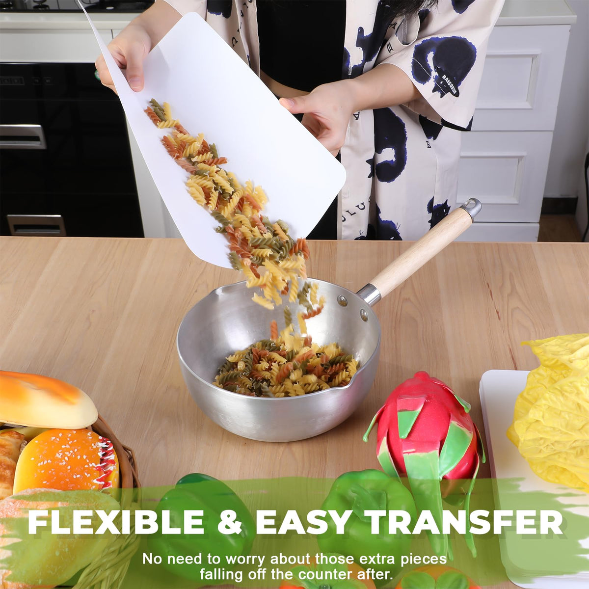 Hushee disposable sheets enable easy cleanup after cooking sessions.