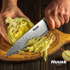 Huusk full-tang construction for balanced, durable performance