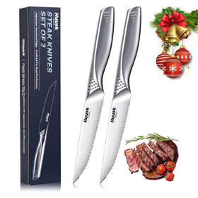 Huusk serrated steak knives set with 4.5-inch blades for precise slicing
