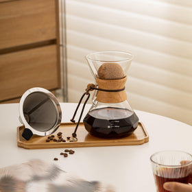 HYAXGM cork stopper seals between brews to preserve aroma.