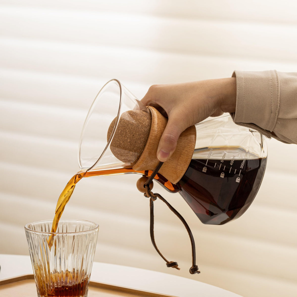 HYAXGM eagle-mouth spout delivers precise flow and controlled pouring.