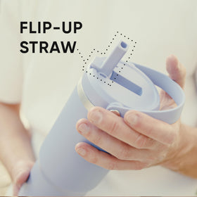 Hydrapeak Nomad 32oz tumbler with built-in grab handle for portability.