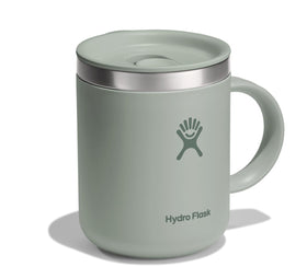Hydro Flask coffee mug closeable lid showing splash resistance during transport.