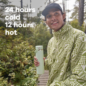 Hydro Flask TempShield double-wall insulation for temperature control.