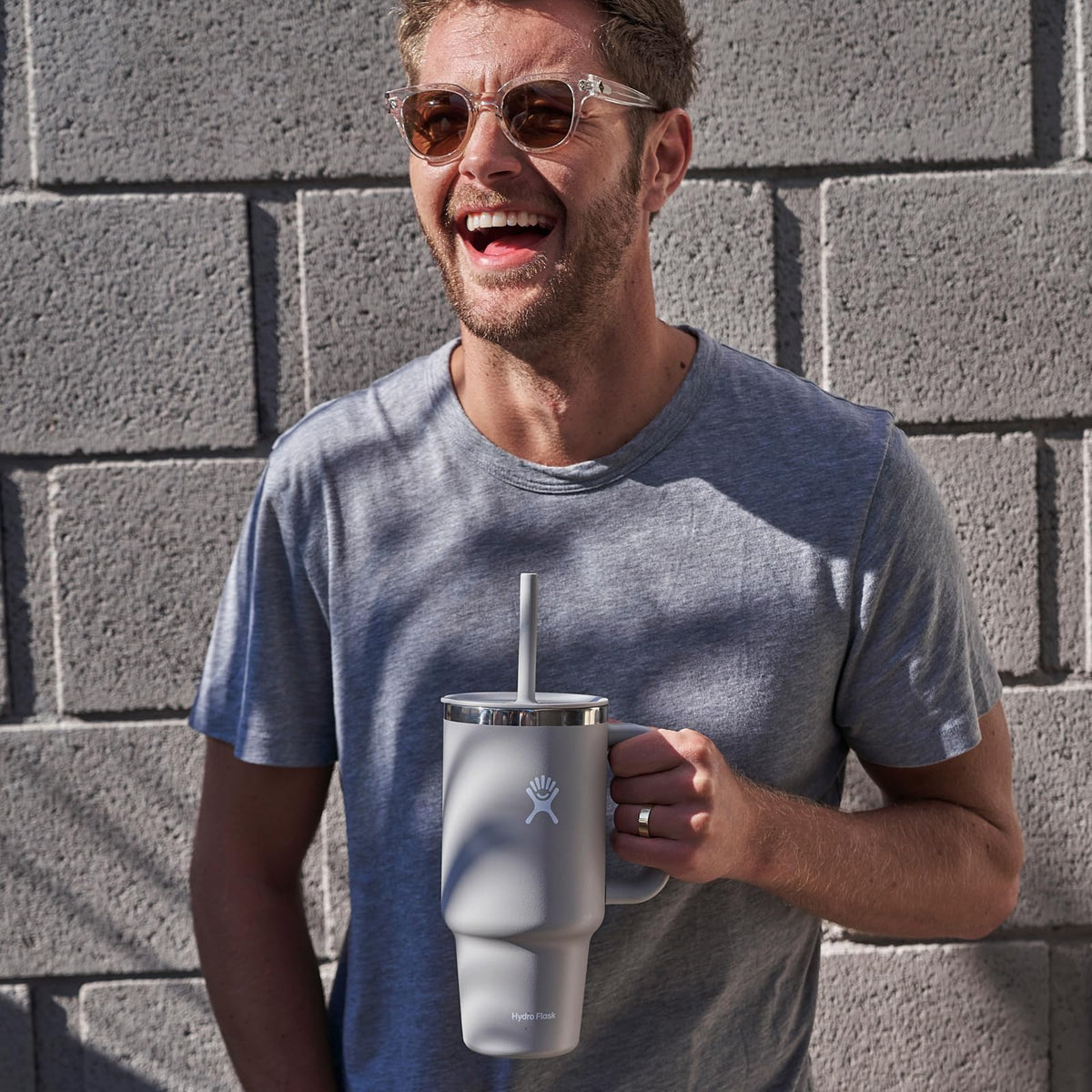 Flexible straw supports sipping from multiple angles.