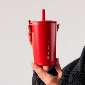 Durable, BPA-free and reusable design suited for daily hydration and workouts.