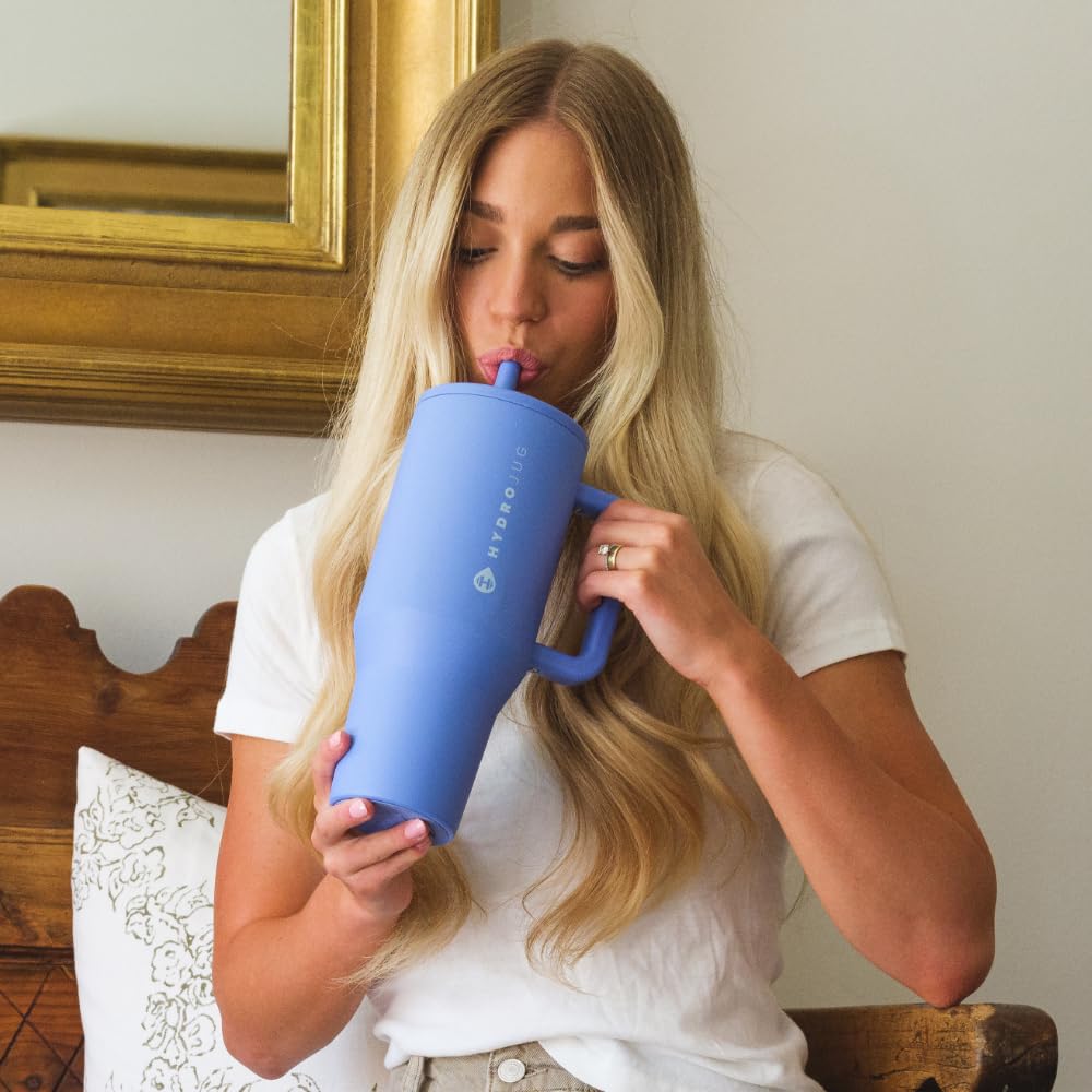 HydroJug Traveler is dishwasher safe with a detachable straw.