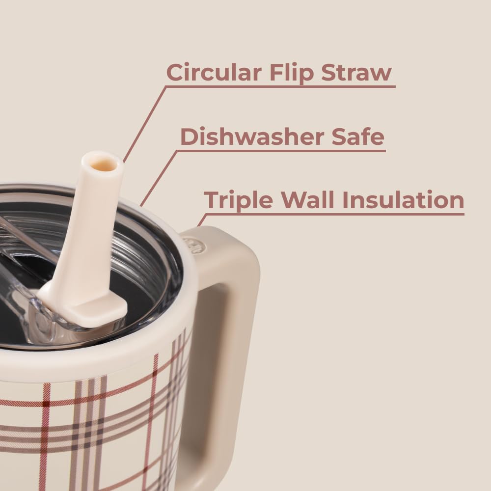 HydroJug Traveler leak-proof base minimizes spills during travel.