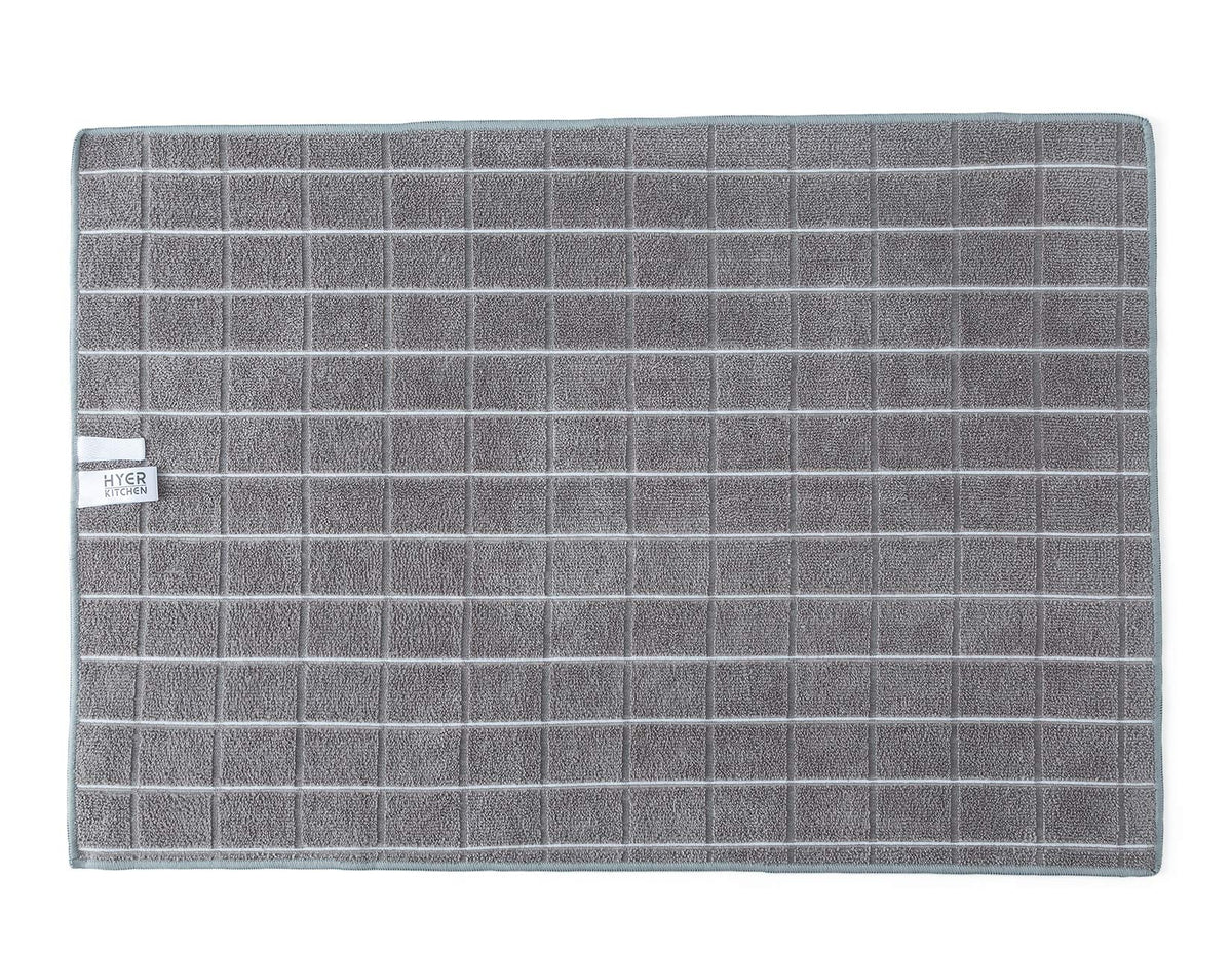 HYER KITCHEN durable microfiber towels maintain their shape after washing.