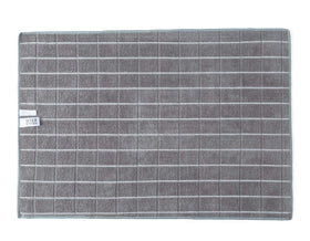 HYER KITCHEN durable microfiber towels maintain their shape after washing.