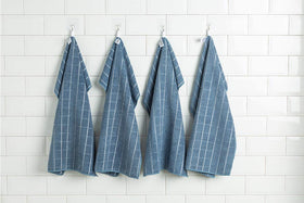 hyer kitchen soft microfiber towels feel gentle on surfaces and quick-dry after use.