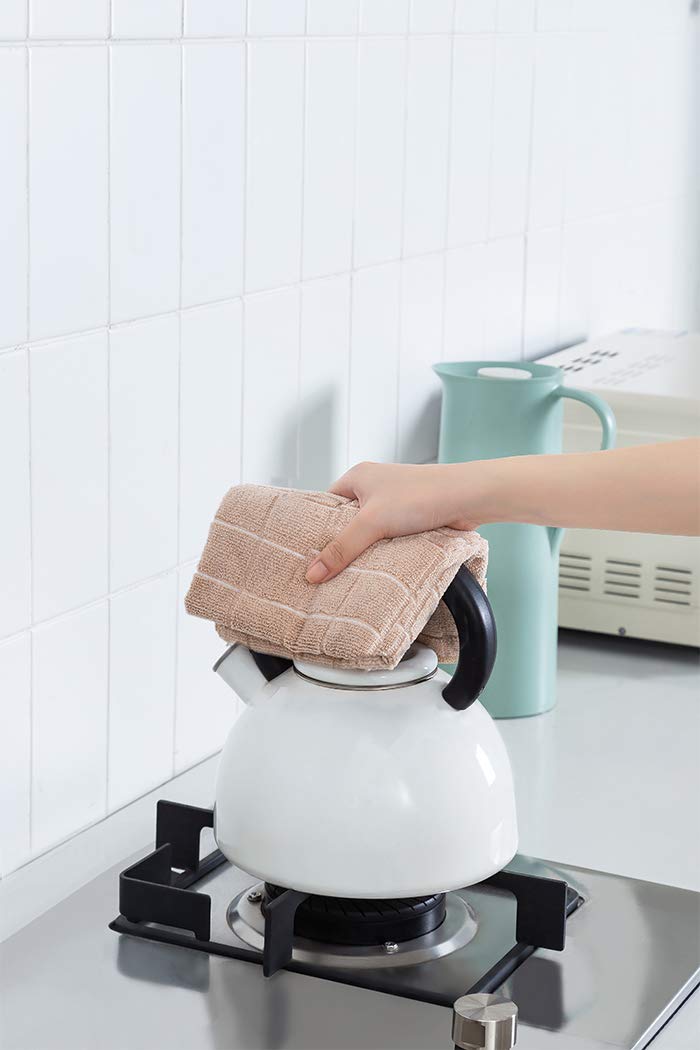 HYER KITCHEN eight-pack for convenient, lint-free kitchen drying and napkin needs.