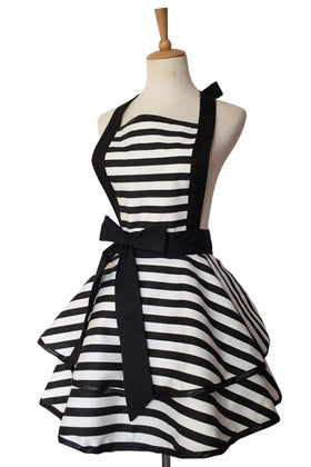 Hyzrz black retro apron worn by a woman showcasing comfortable fit.