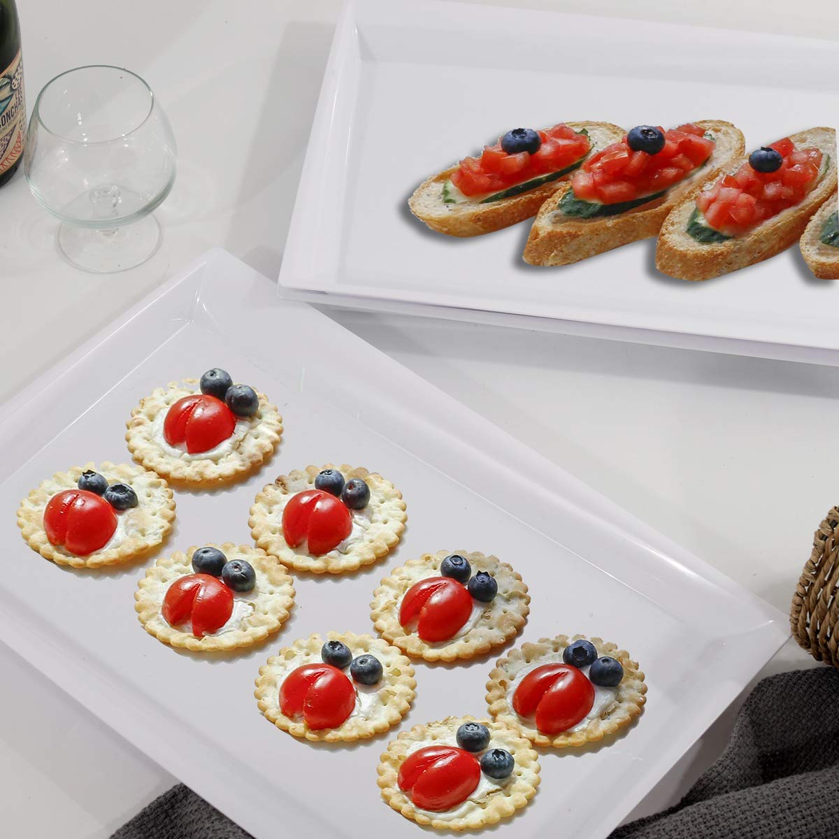 I00000 wedding party display tray, versatile for appetizers and desserts.