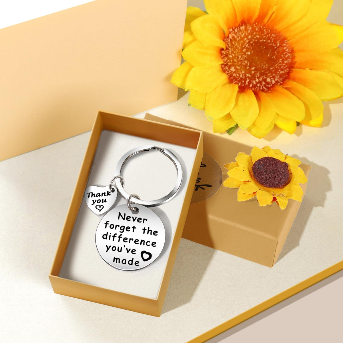 iAOVUEBY ballpoint pen offers smooth writing and appreciation