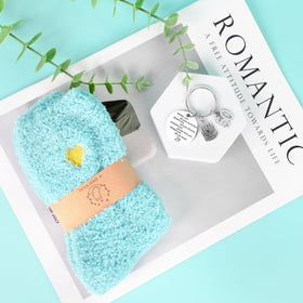 iAOVUEBY Himalayan bath salts add spa-like relaxation.