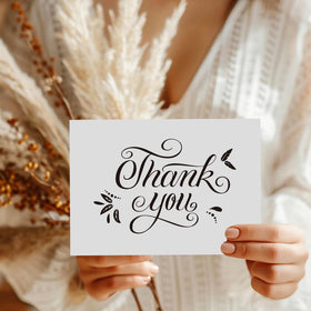 iaovueby Thank you card included for a concise note of gratitude.
