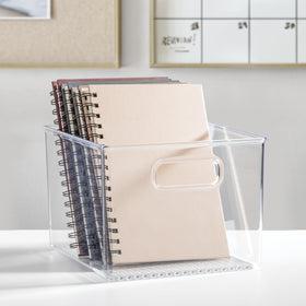 BPA free shatter resistant plastic for durable storage
