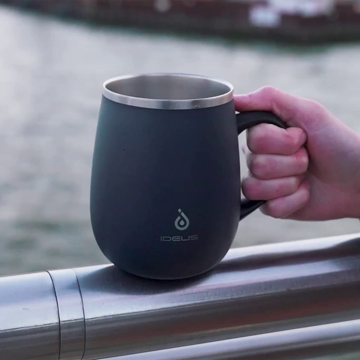 Ideus ergonomic side-handle office mug for comfortable grip