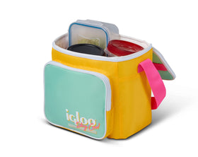 Igloo 90s Retro lunch box with top-handle for quick grab-and-go mornings