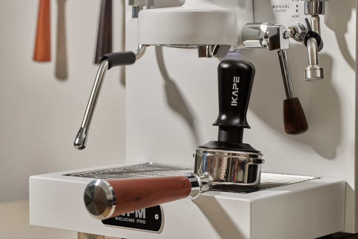IKAPE threaded base detail for secure fit on espresso machines