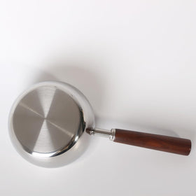IMEEA Warmth-ready pot suitable for melting chocolate or reheating sauces