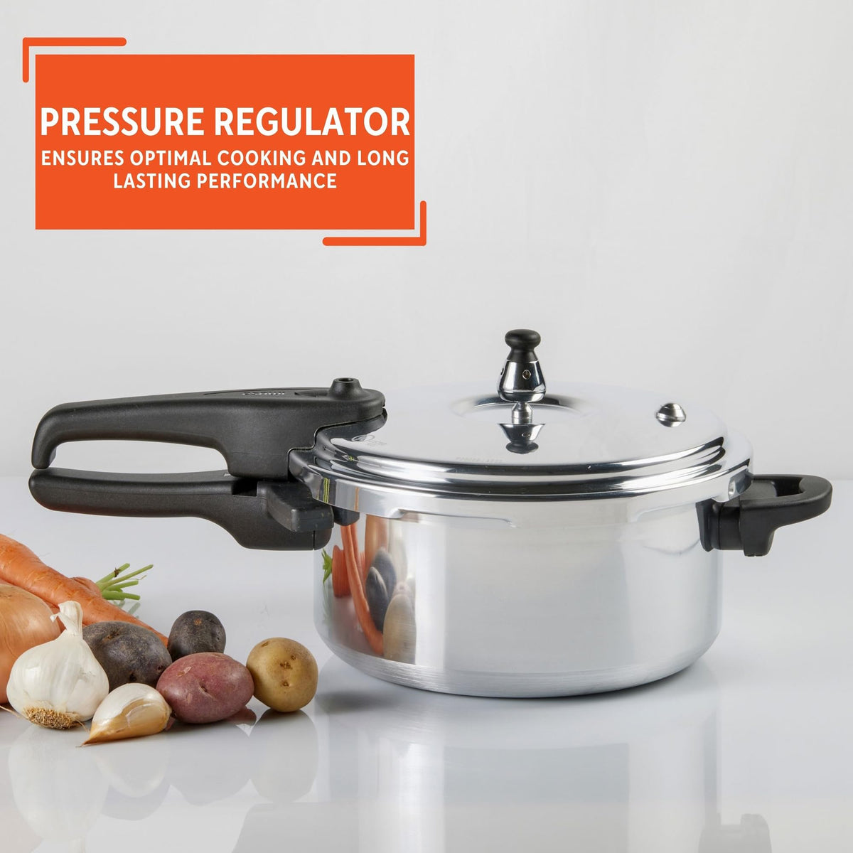 Cool touch side handle provides safe, comfortable transport during meals.
