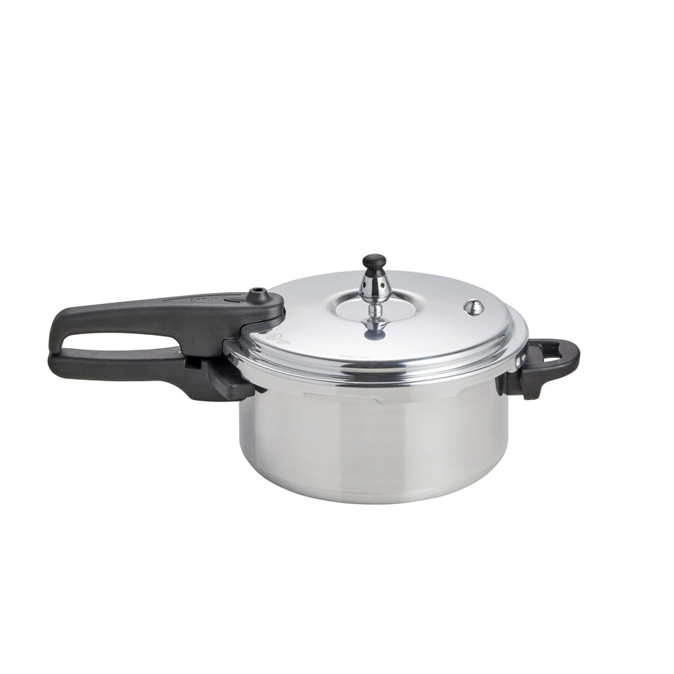 IMUSA 4.2 Qt pressure cooker exterior with mirror finish for stylish durability.