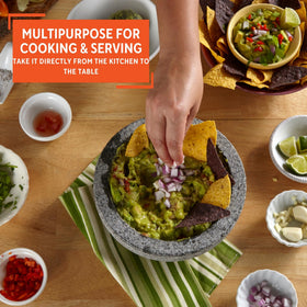Aroma release from crushed vegetables and herbs with Imusa molcajete.