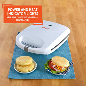 Imusa GAU-80300 indicator lights guide cooking at the right temperature.