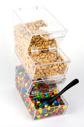 IneVibe bottom magnets hold open access for hands-free scooping.
