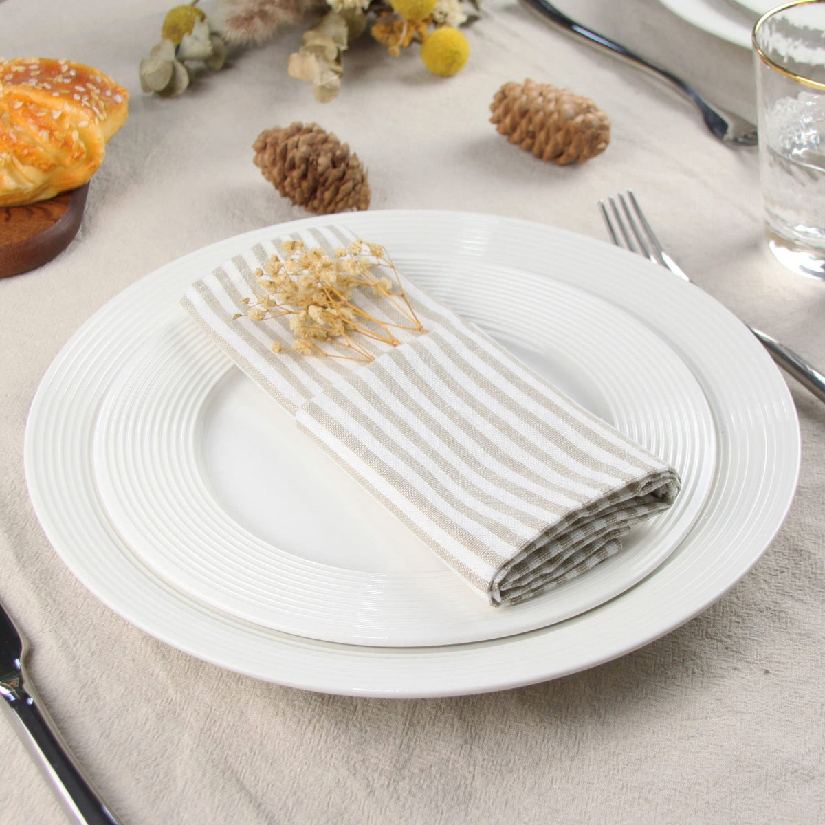 INFEI fabric blend napkins highlighting eco-friendly materials and durability.