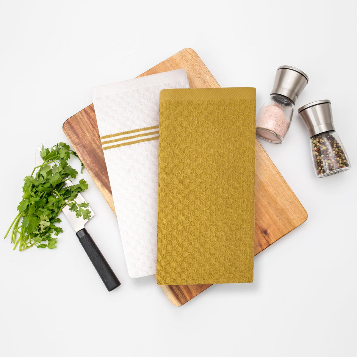 Infinitee Xclusives everyday kitchen towels for routine cleaning