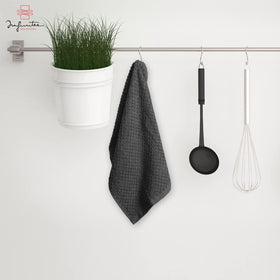 Infinitee Xclusives towel showing absorbent terry texture for everyday drying