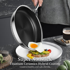Innerwell pan handle stays cool during cooking for safe comfortable grip